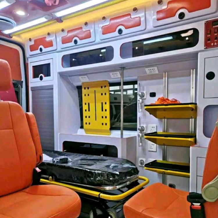 江宁长途救护车护送病人租赁价格