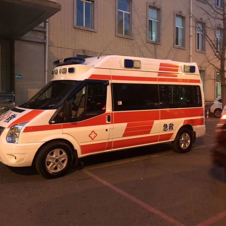 江宁夜间租赁救护车护送病人转院：安全转运的 8 大核心注意事项